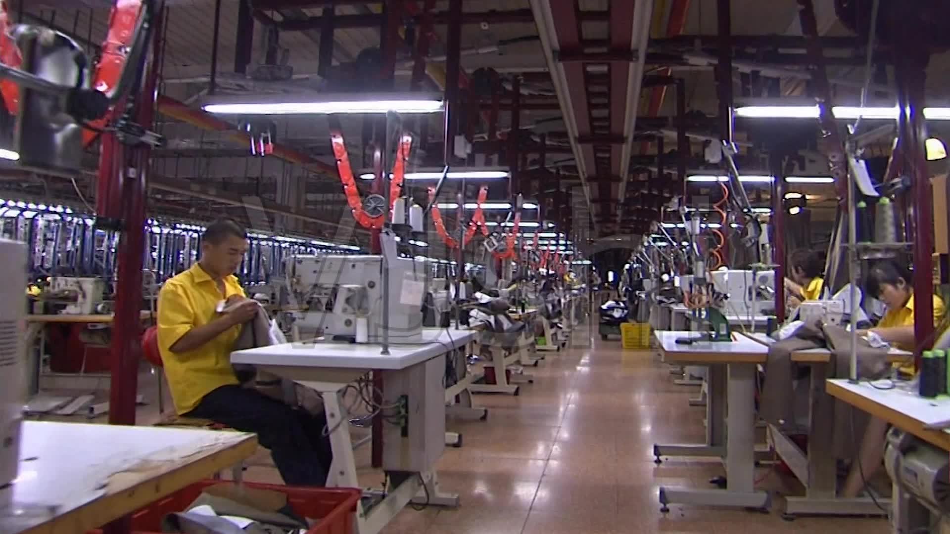 服裝生產(chǎn)車間實(shí)拍視頻_1920X1080_高清視頻素材下載(編號(hào):166808)_實(shí)拍視頻